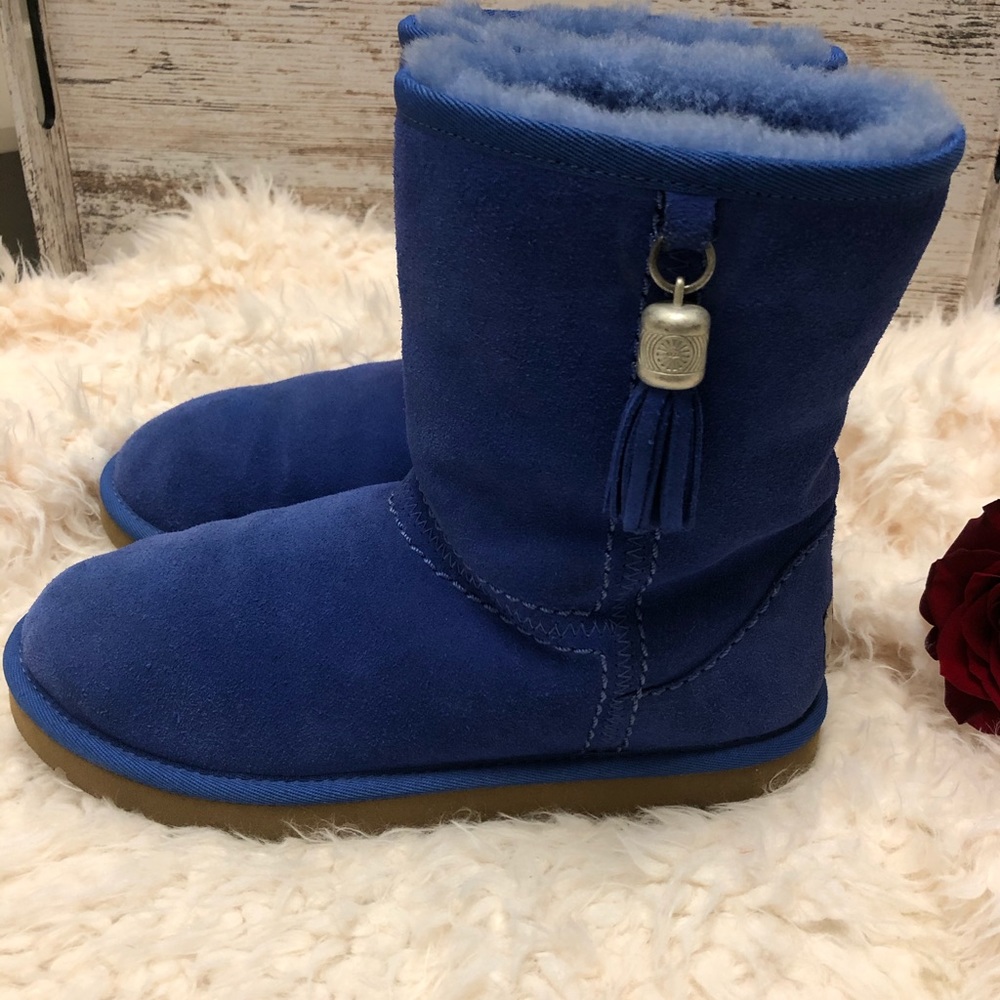 ❌SOLD on Mercari❌UGG limited edition boots